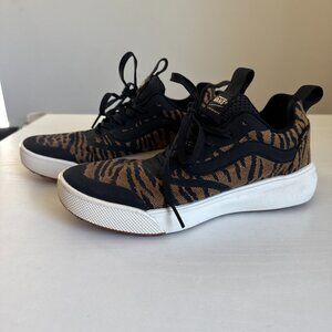 EUC Vans Ultrarange Womens Shoes Size 6.5 Tiger Low Top Skateboard Sneakers